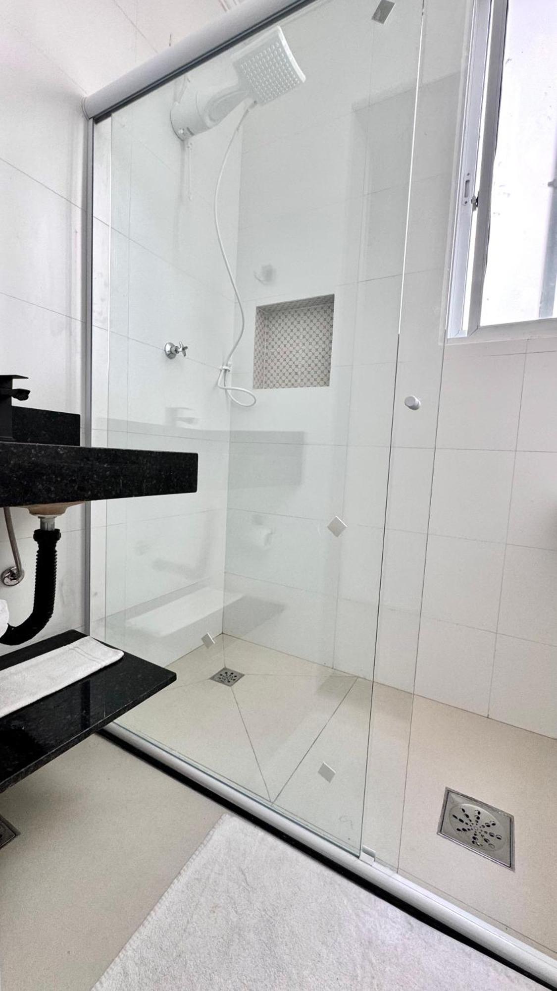 Studio 909 Pitangueiras - Edificio Bandeirantes - Com Estacionamento Incluido Guarujá Eksteriør bilde